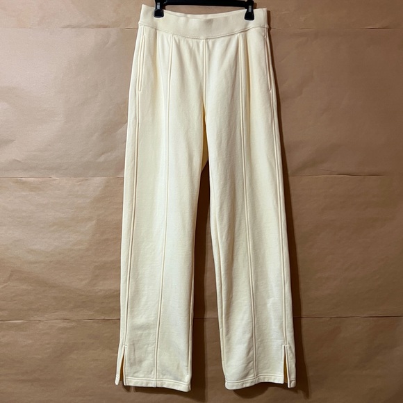 Alo Yoga | High Waist Free Time Straight Leg Sweatpants French Vanilla Size M - Picture 1 of 12